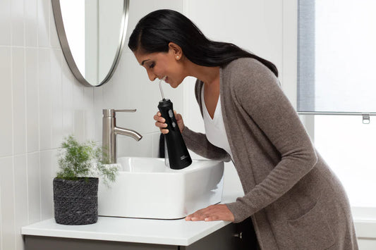 Irrigador Oral Waterpik Cordless WP-490 Plus Preto