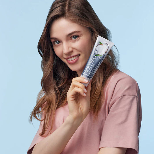 Pasta de Dentes Biomed Superwhite – Branqueadora Natural com Óleo de Coco – 100 g